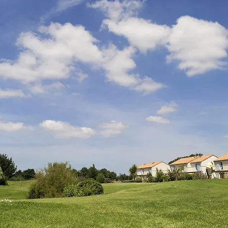 Maeva Le Hameau Du Golf 아파트호텔 3*