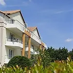 Maeva Le Hameau Du Golf Aparthotel 3*